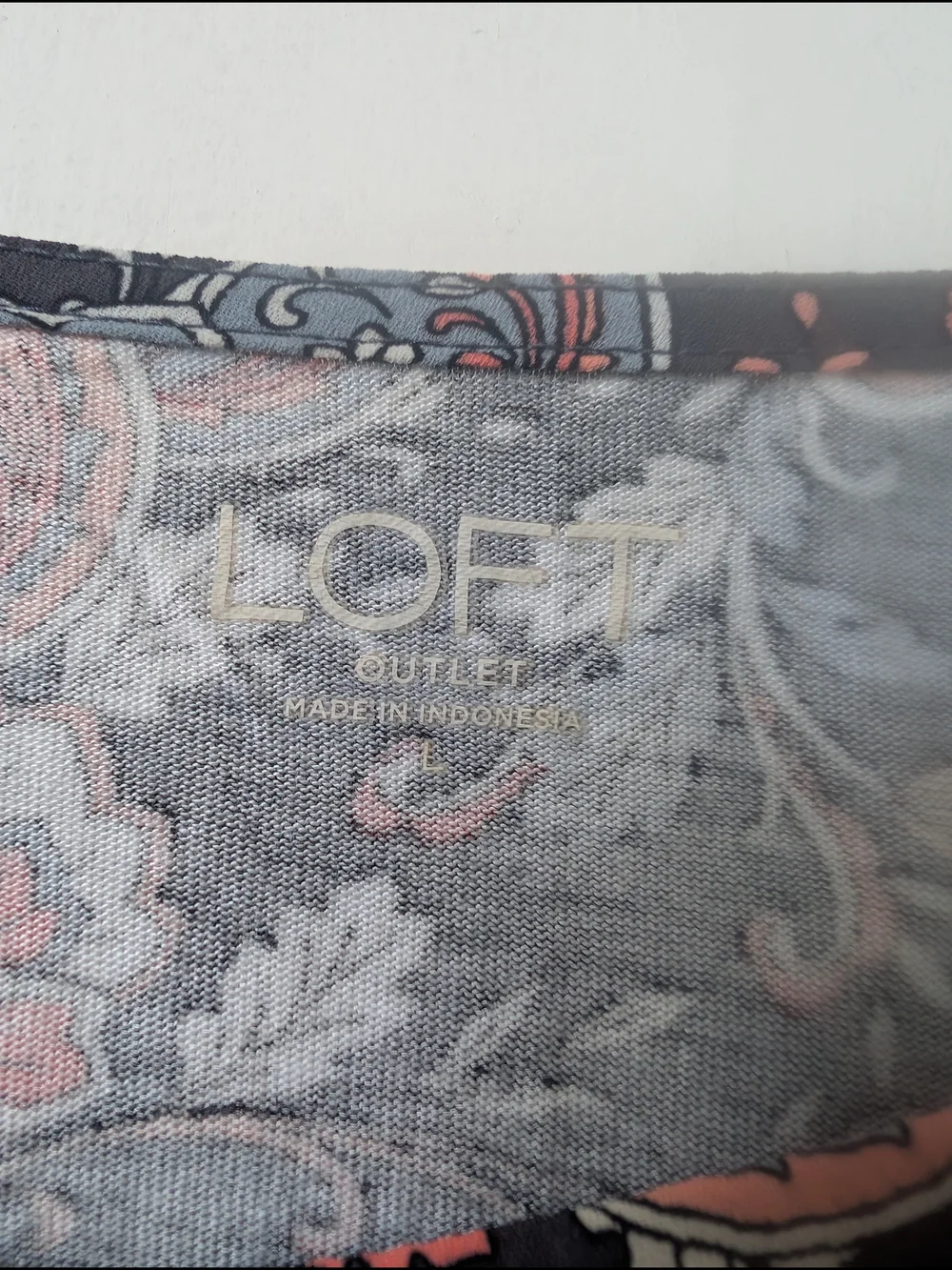 LOFT women's blouse with a whimsical floral + Paisley Pattern Size L